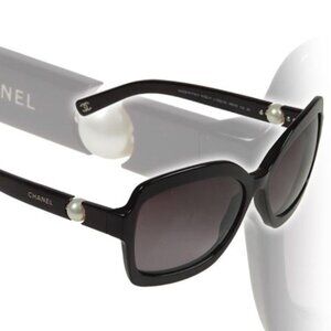 CHANEL Black Sunglasses with Pearl Detail